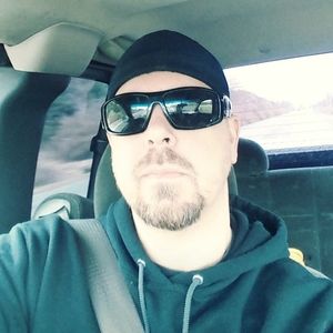 Meet your Posher, Clint